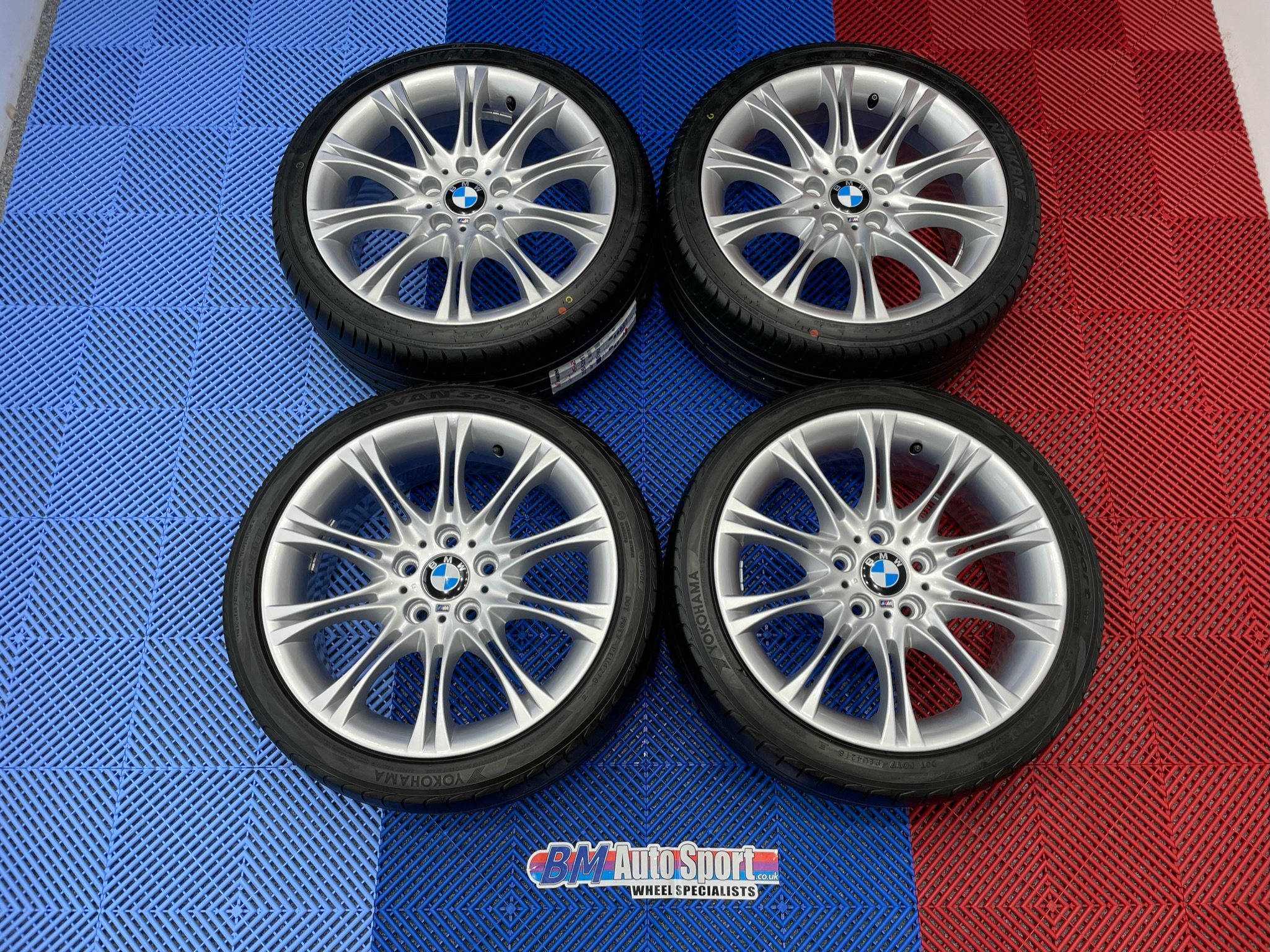 USED 18" GENUINE BMW STYLE 135 E46 MV2 SPORT ALLOY WHEELS,FULLY REFURBED,WIDE REAR INC GOOD TYRES (NEW REARS)